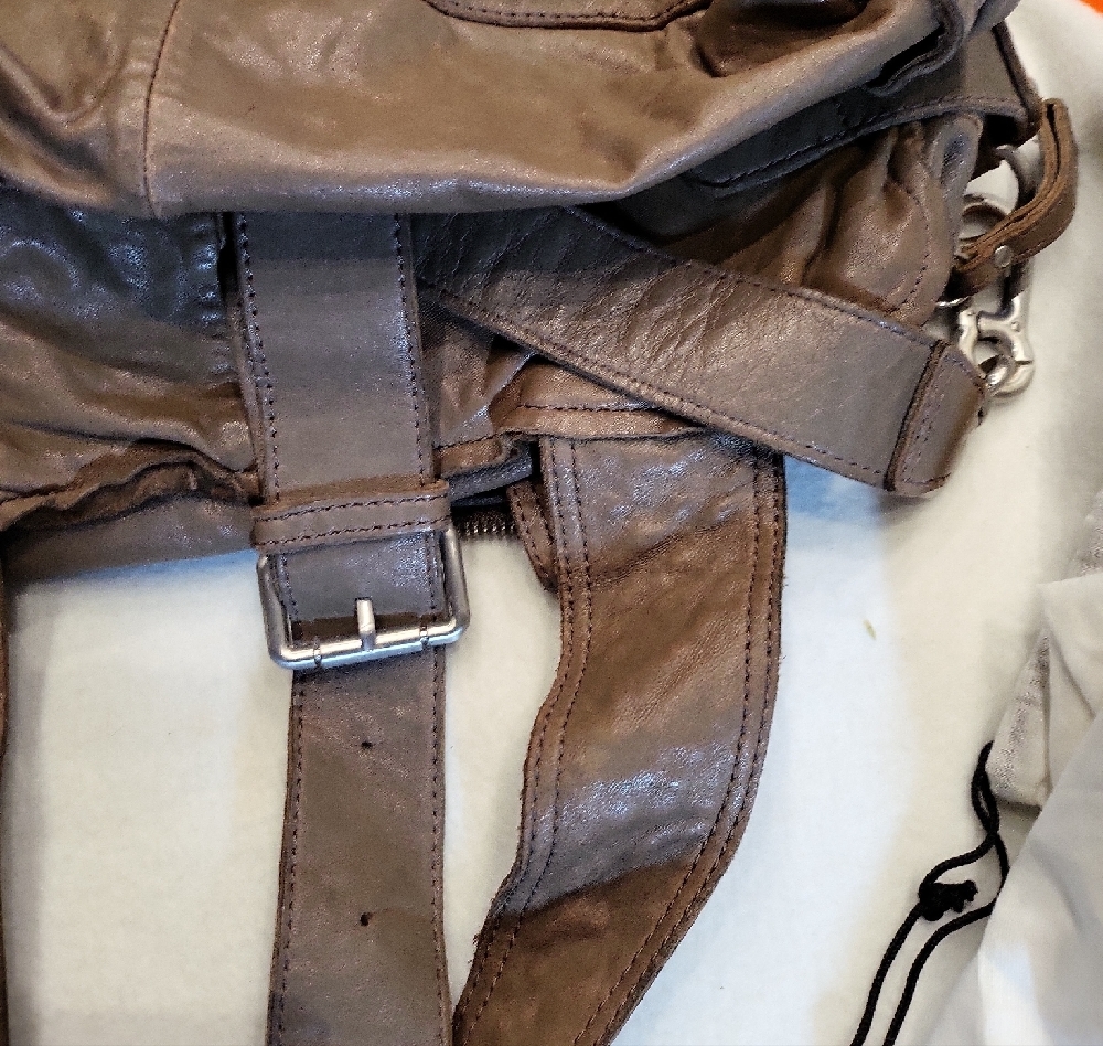 Liebeskind Carla Brown / Gray Genuine Leather Convertible Shoulder Bag Rare - Picture 11 of 12